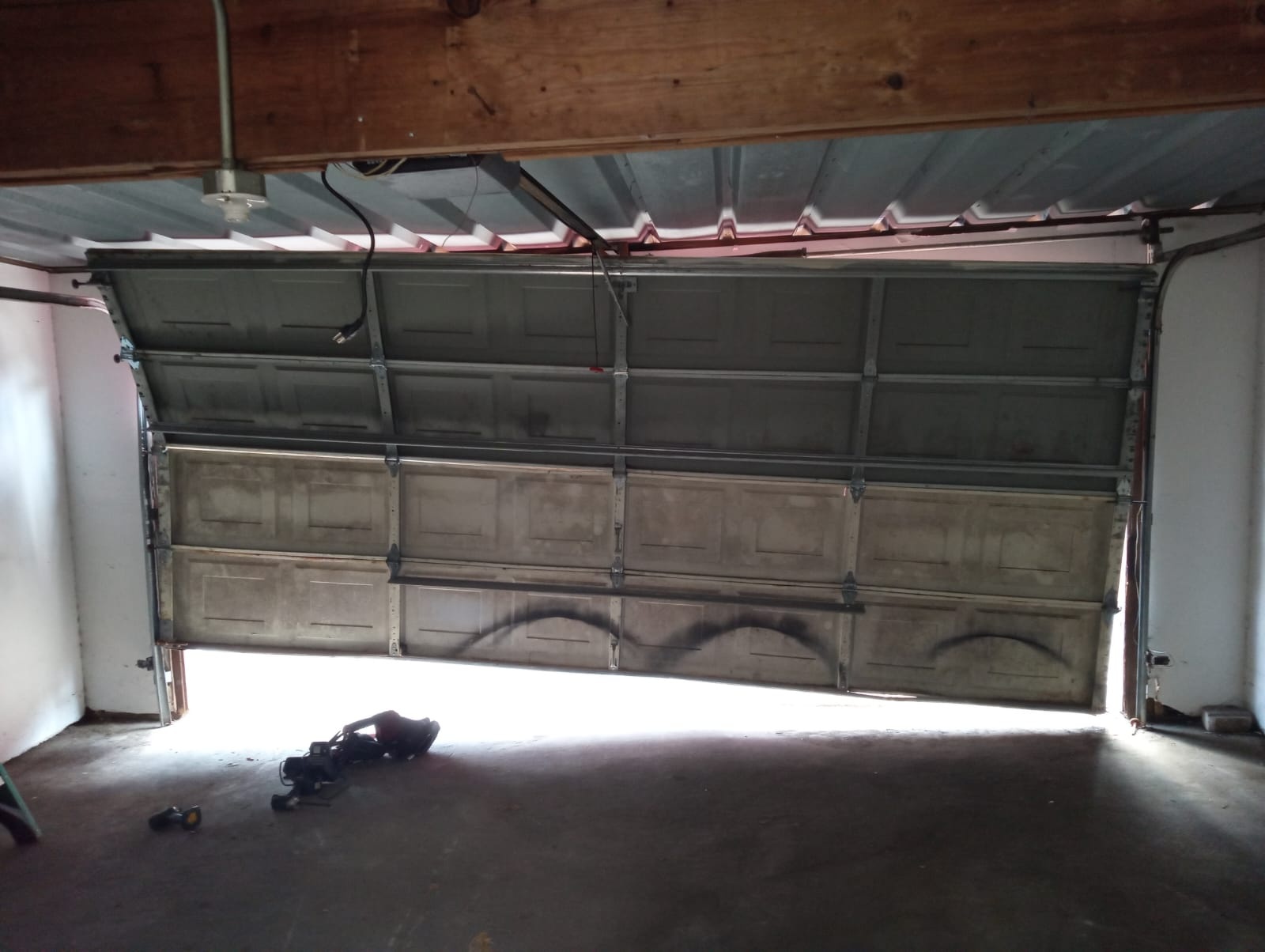 Expert Torsion Spring Repair in Spring, TX - Same-Day Service - Lemus Garage Door Services Spring TX